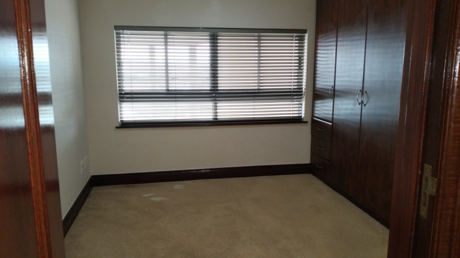 To Let 3 Bedroom Property for Rent in Marina Martinique Eastern Cape